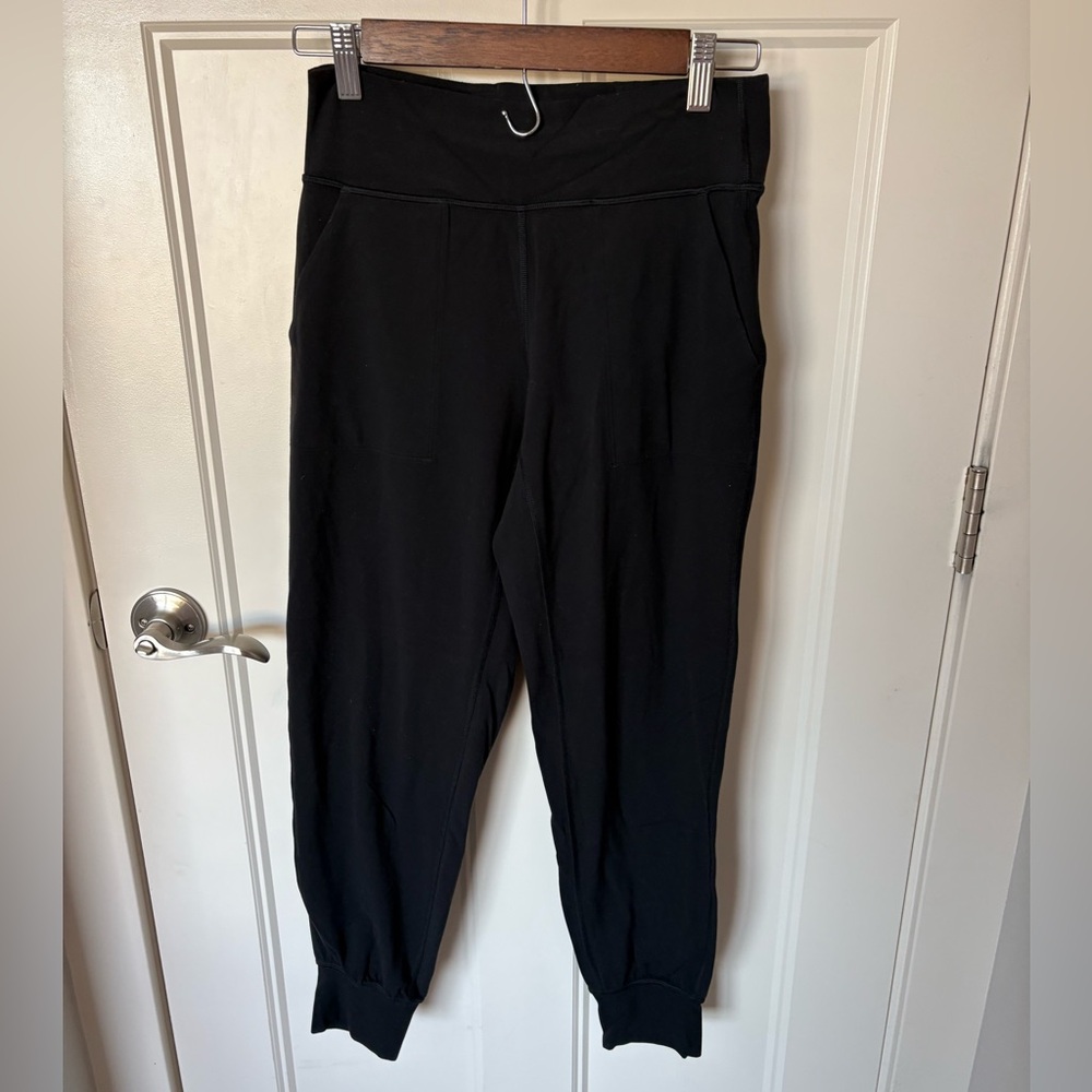 Lululemon Women’s Black Align Joggers